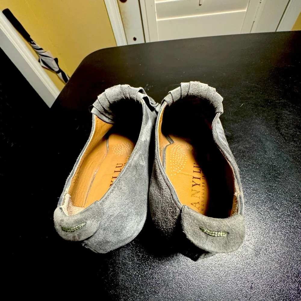 Anyi Lu gray suede sedge peep toe  bootie shoe